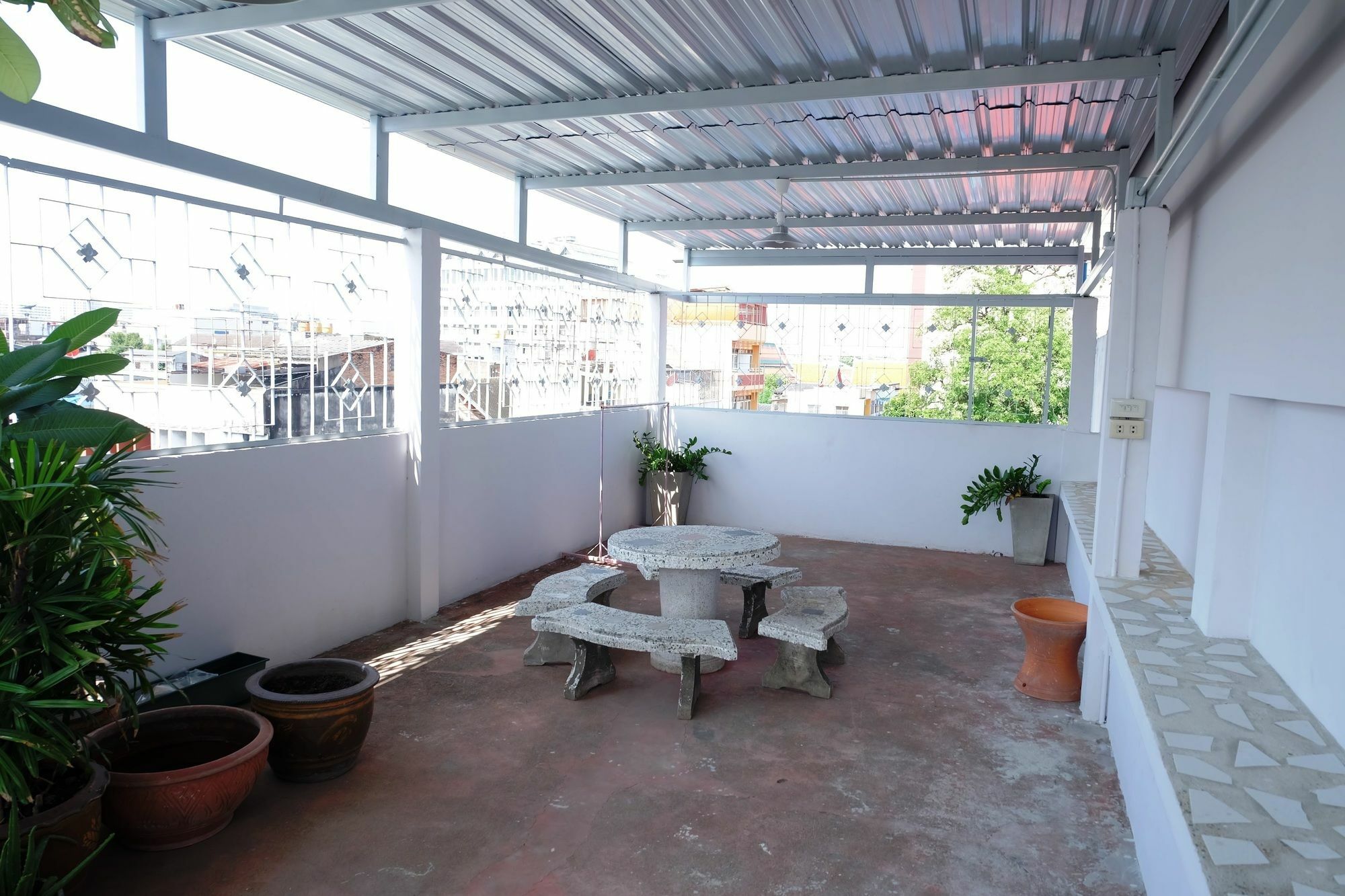 Bts Khaosan Hostel Bangkok Exterior foto